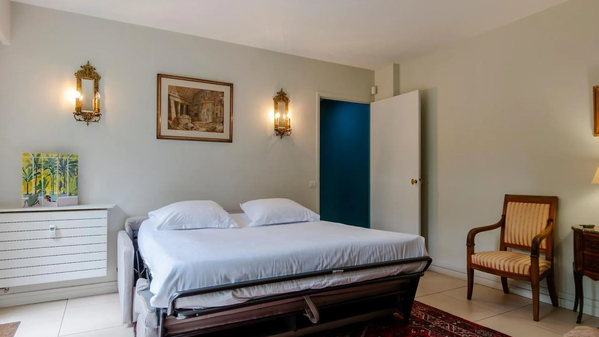 Veeve - The Garden Of La Muette Apartment Paris